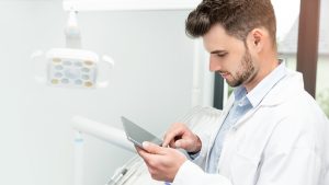 I vantaggi di accedere ai dati e alle funzionalità dello studio dentistico da qualsiasi device connesso a Internet.