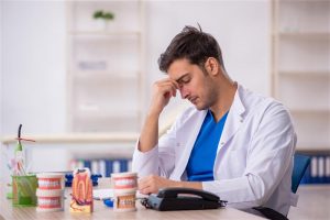 Segreteria virtuale per dentisti: assistente digitale per la gestione dello studio