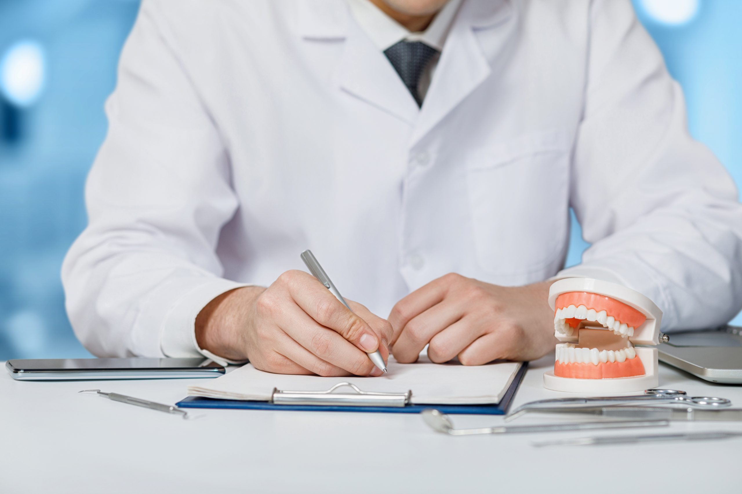 L’aggiornamento professionale continuo aiuta gli odontoiatri a restare competitivi.